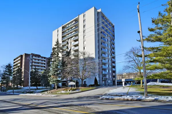 Milton, ON L9T 3X4,81 Millside DR #703