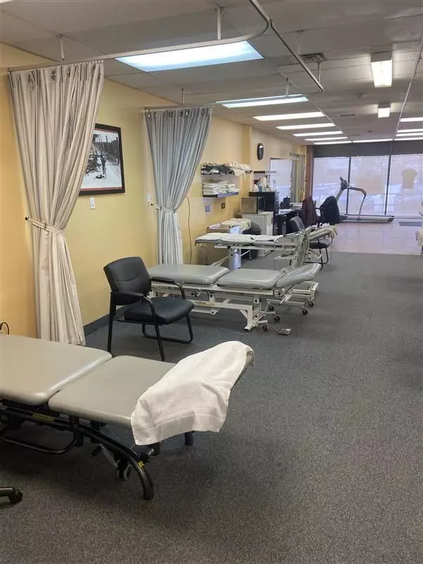 Burlington, ON L7P 4M8,2025 Upper Middle RD #25