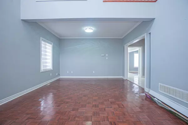 Brampton, ON L6X 4T3,9 Whitewash WAY E