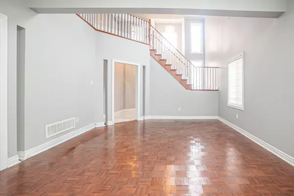 Brampton, ON L6X 4T3,9 Whitewash WAY E