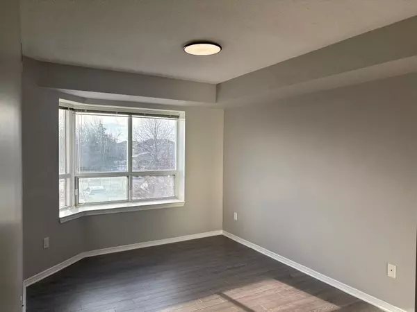 Brampton, ON L6Y 5H5,300 Ray Lawson BLVD #205