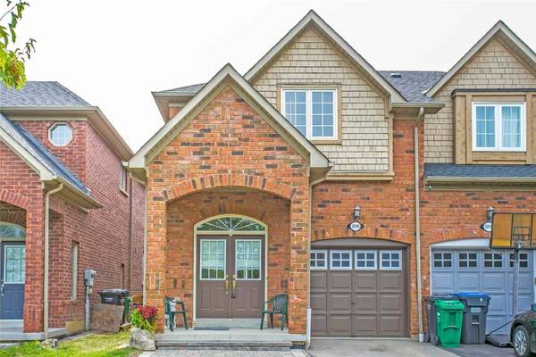 3246 Angel Pass DR, Mississauga, ON L5M 7J7