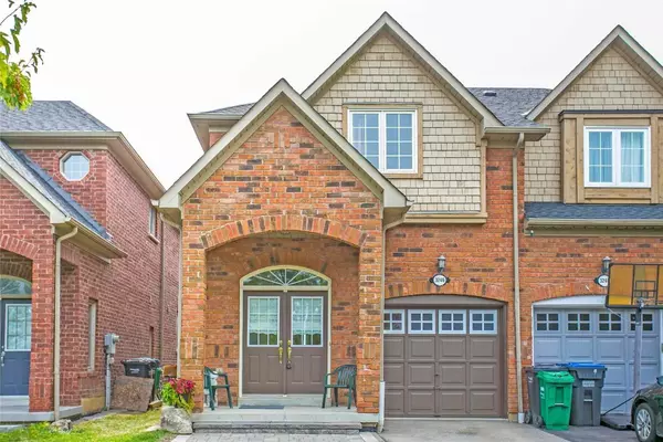 3246 Angel Pass DR, Mississauga, ON L5M 7J7