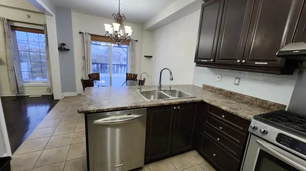 Brampton, ON L6Y 0K5,80 Tatra CRES #3