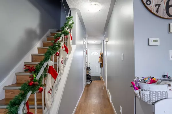 Norwich, ON N0J 1P0,10 Dufferin ST #27