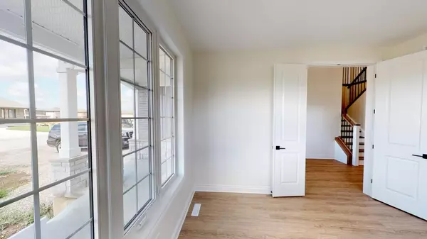 North Middlesex, ON N0M 1A0,118 Sheldabren ST