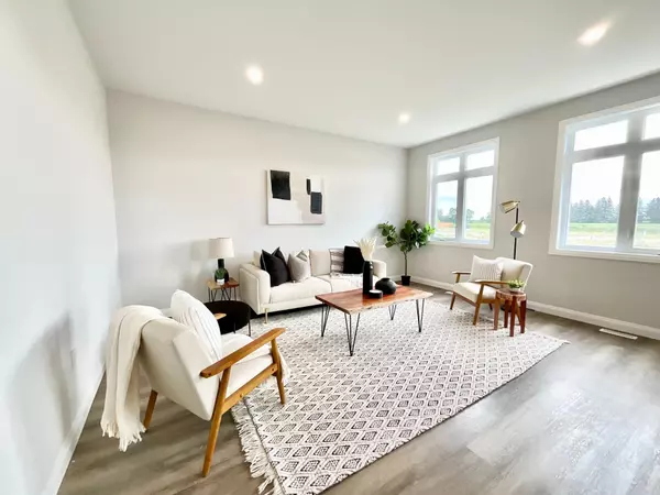 North Middlesex, ON N0M 1A0,6 Sheldabren ST