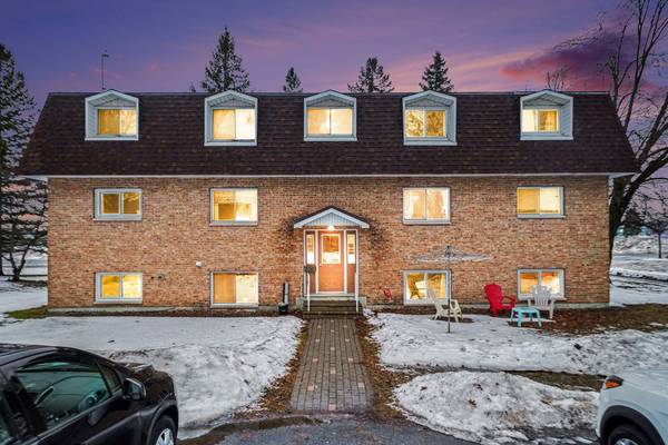 1 John ST, South Dundas, ON K0E 1K0