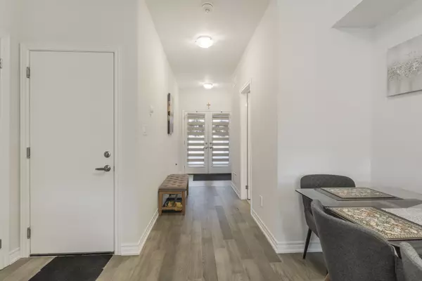 Fort Erie, ON L0S 1N0,209 Wells AVE