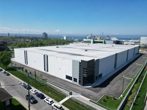 Hamilton, ON L8L 8K1,16 Studebaker PL