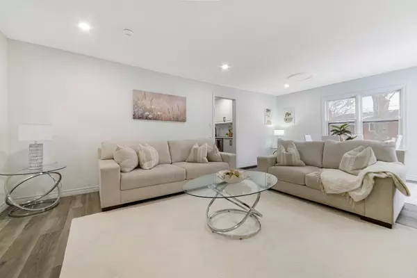 London East, ON N5W 4R7,206 Vancouver ST