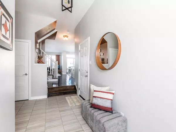 Orleans - Cumberland And Area, ON K4A 3N6,634 Cartographe ST