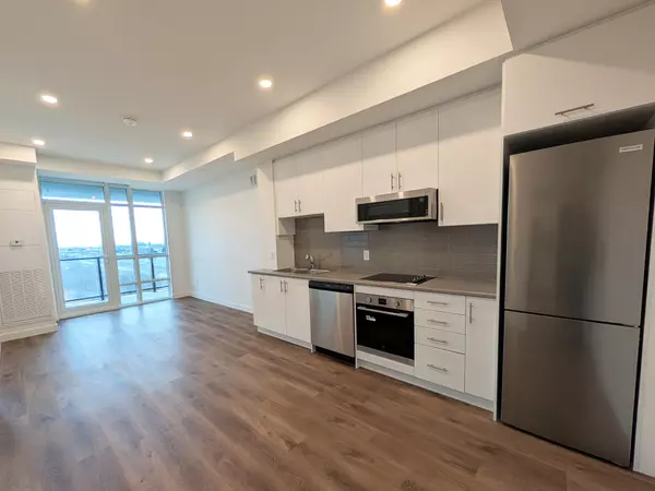 Hamilton, ON L8E 0L5,461 Green RD #612