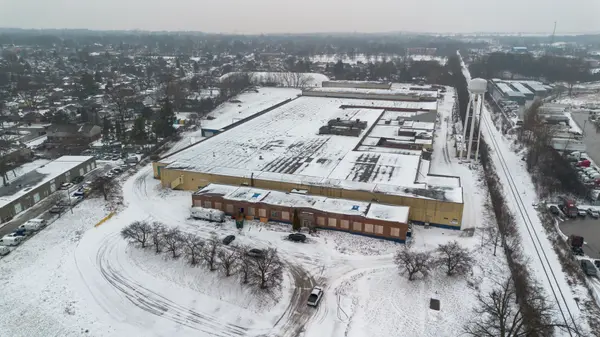 Niagara Falls, ON L2J 1A1,5881 Thorold Stone RD