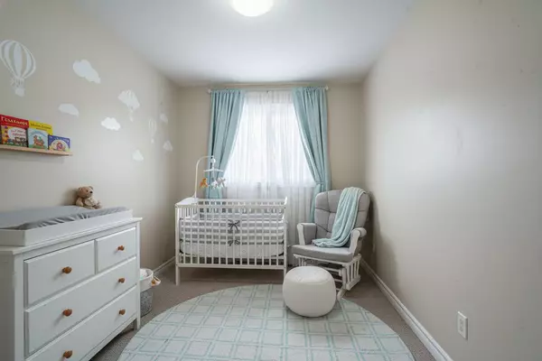 Norwich, ON N0J 1P0,10 Dufferin ST #4