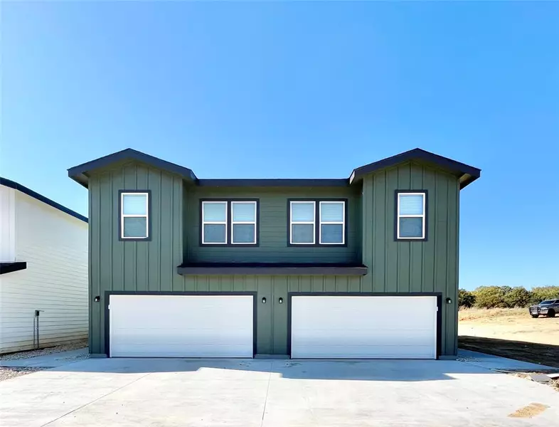 3501 E Renfro Street #401, Burleson, TX 76028