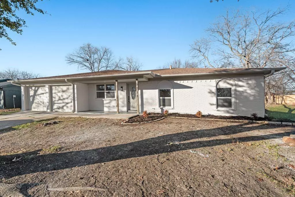 Watauga, TX 76148,5713 Saramac Drive