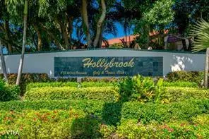 Pembroke Pines, FL 33025,9511 N Hollybrook Lake Dr #207