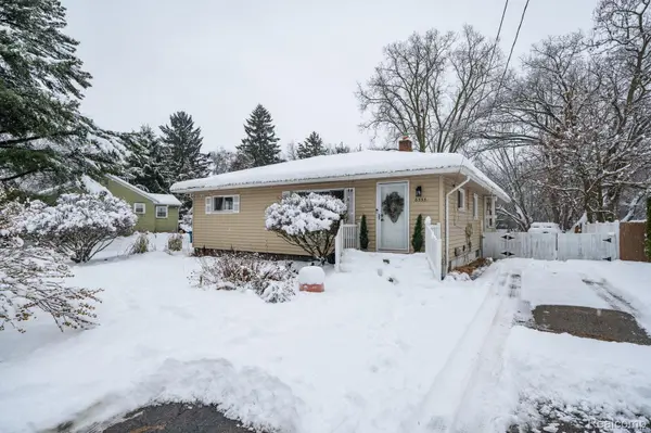 Waterford, MI 48327,6333 Harriet DR