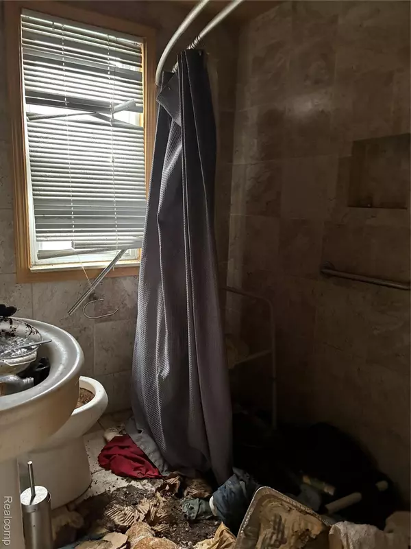 Detroit, MI 48234,19307 Fleming ST