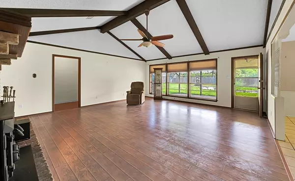 Whitney, TX 76692,112 Hcr 2117