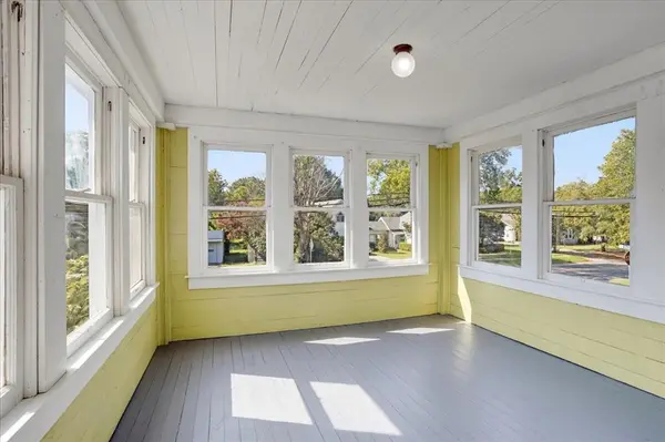 Whitesboro, TX 76273,701 E Main Street