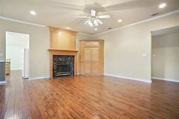 Runaway Bay, TX 76426,424 Half Moon Way