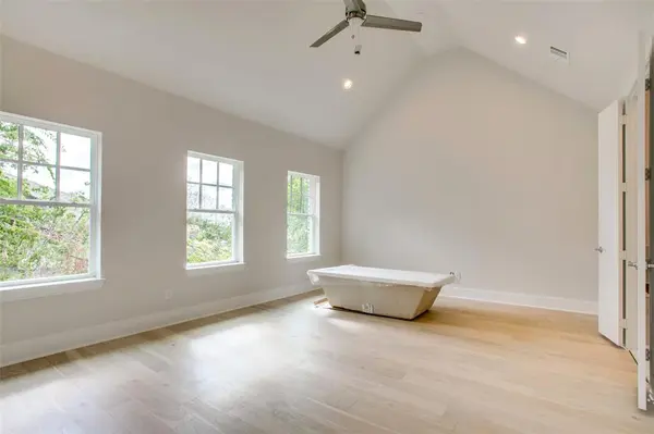 Plano, TX 75074,1472 N Avenue