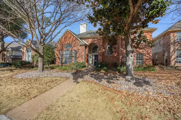 Dallas, TX 75248,7323 Highland Heather Lane