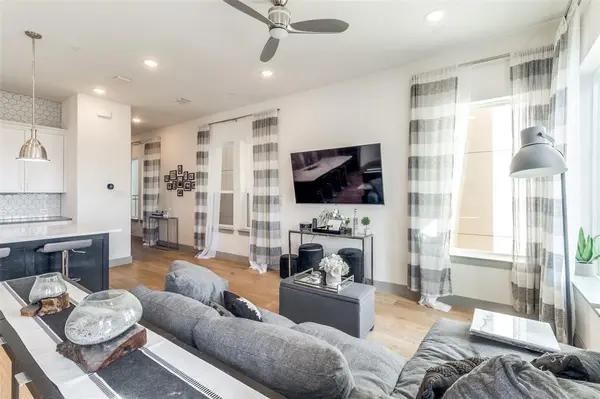 Dallas, TX 75231,7976 Minglewood Lane