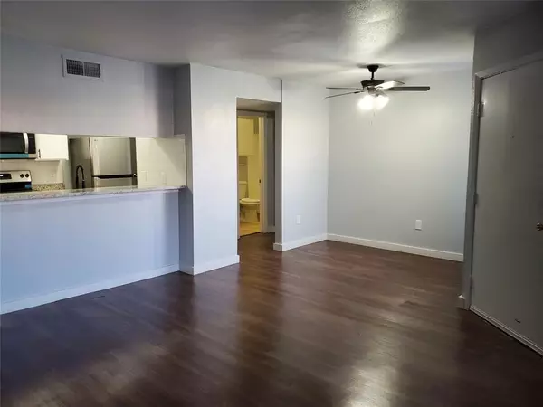 Dallas, TX 75243,12482 Abrams Road #1402