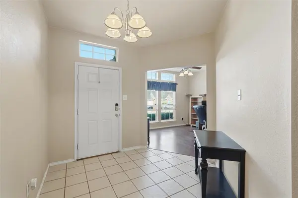 Arlington, TX 76002,602 Mesa Ridge Court