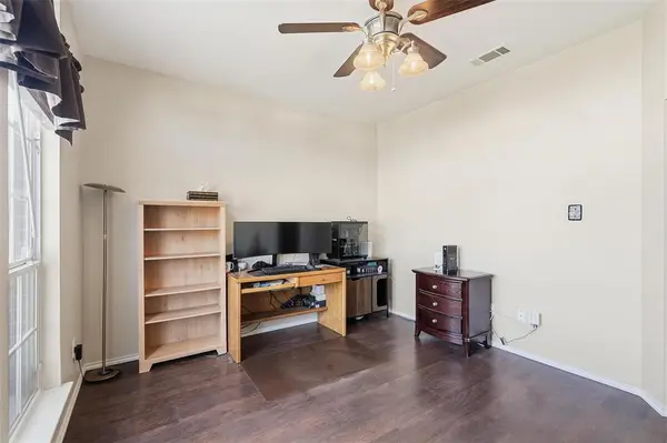 Arlington, TX 76002,602 Mesa Ridge Court