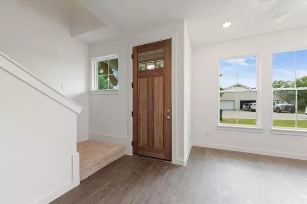 Runaway Bay, TX 76426,1226 Elm Court