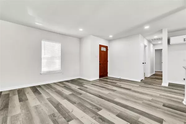 North Richland Hills, TX 76182,6321 Little Ranch Road