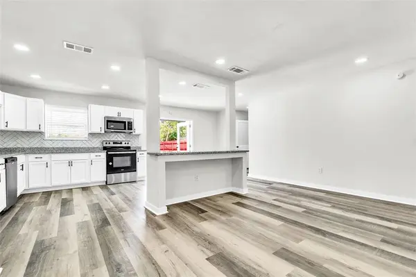 North Richland Hills, TX 76182,6321 Little Ranch Road