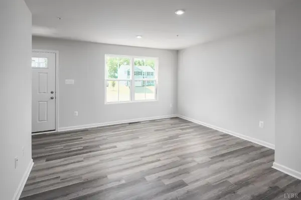 Lynchburg, VA 24501,214 Grove Hill TER