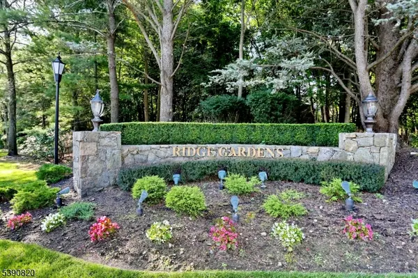 Mahwah Twp., NJ 07430,2009 Hawthorne Ln