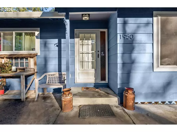 Vernonia, OR 97064,1950 Bridge ST