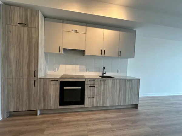 Toronto C13, ON M3C 1H7,1 Kyle Lowry RD #217