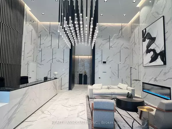 Toronto C08, ON M5B 0C5,82 Dalhousie ST #3902