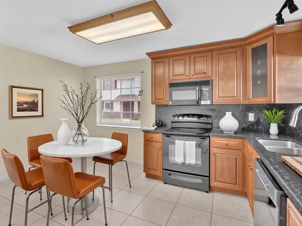 Coral Springs, FL 33065,8957 NW 23rd St #8957