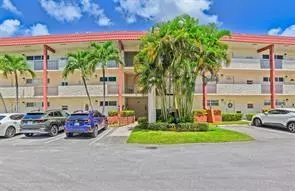 Pembroke Pines, FL 33025,9511 N Hollybrook Lake Dr #207