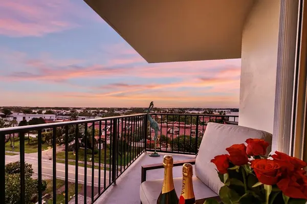 Palm Beach, FL 33480,3460 S Ocean Boulevard #608