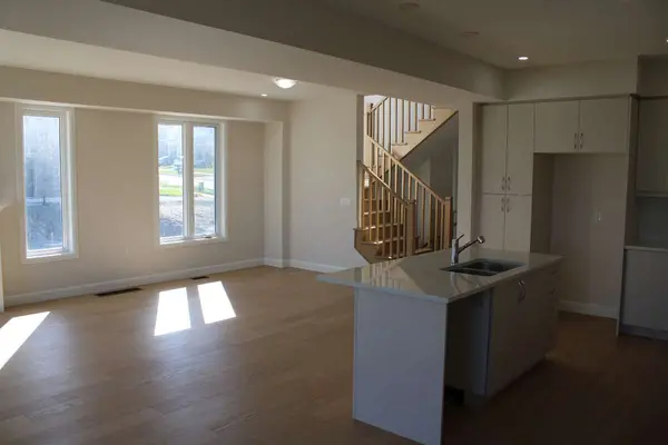 Peterborough, ON K9K 0H2,299 Mullighan GDNS