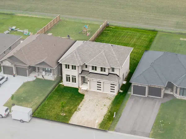 Dutton/dunwich, ON N0L 1J0,246 Leitch ST