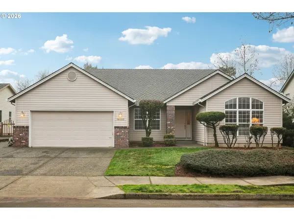 19862 CASTLEBERRY LOOP, Oregon City, OR 97045