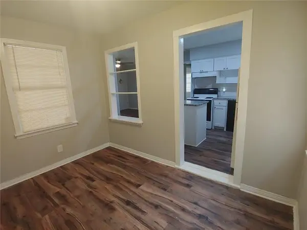 Dallas, TX 75216,2347 Village Way