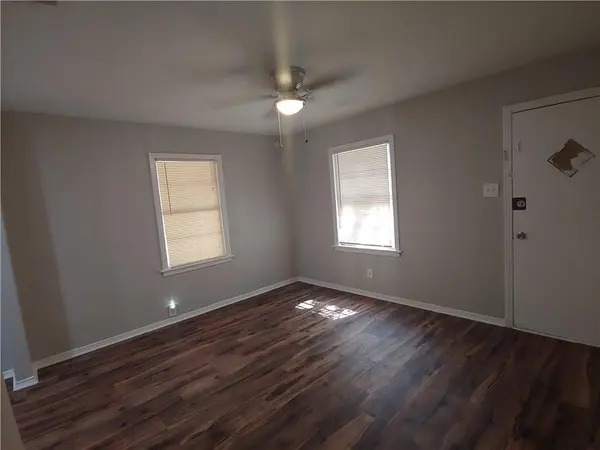 Dallas, TX 75216,2347 Village Way