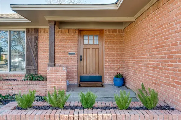 Dallas, TX 75238,10641 Lake Haven Drive